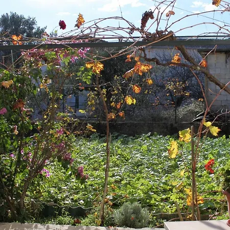 Family Friendly Seaside Vinisce, Trogir - 5946 Apartman *